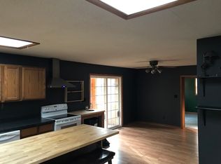 1224 White St, Clinton, IN 47842