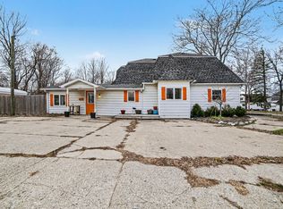 523 E Main St, Hart, MI 49420