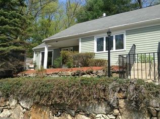 86 Fifer Ln, Lexington, MA 02420