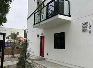 5207 W 21st St, Los Angeles, CA 90016