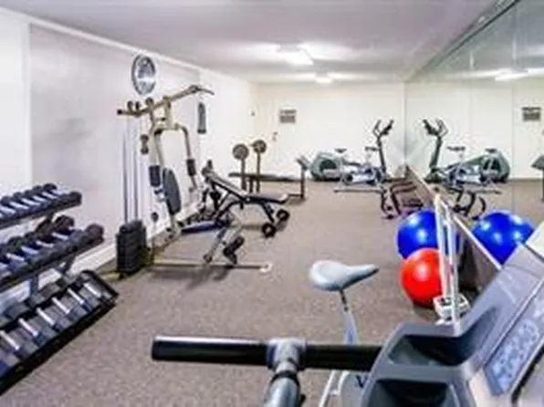 2270 NE 68th St, Fort Lauderdale, FL