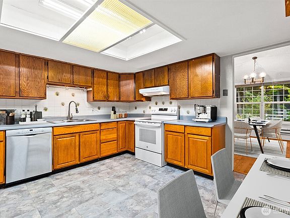 4th image of 29844 188th Avenue SE