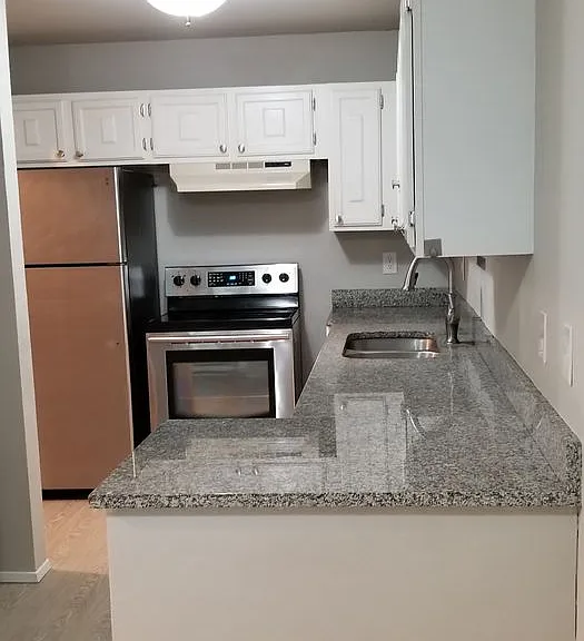500 N National Ave #39 — Photo 3