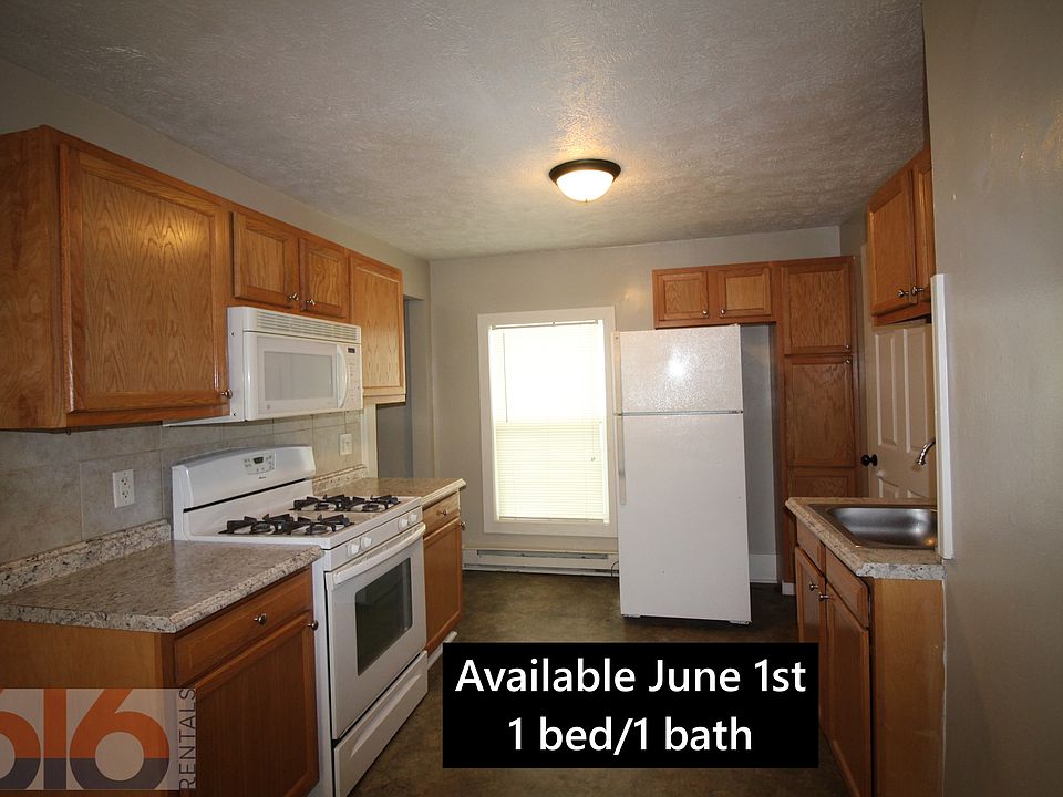 1st image of 819 Douglas St NW #819