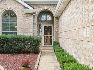 2704 Twinflower Dr, Fort Worth, TX 76244