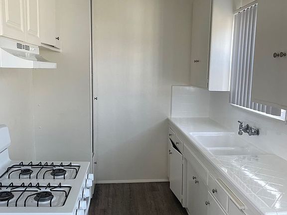 2nd image of 1217-1223 Edith Ave #21F