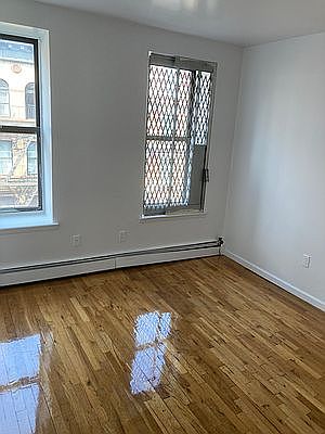 2nd image of 264 W 115th St #4A