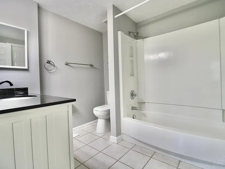 512 Glencoe Ct — Photo 10