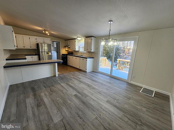 4th image of 653 Grygo Rd