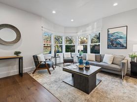 1807 Martin Luther King Jr Way, Berkeley, CA