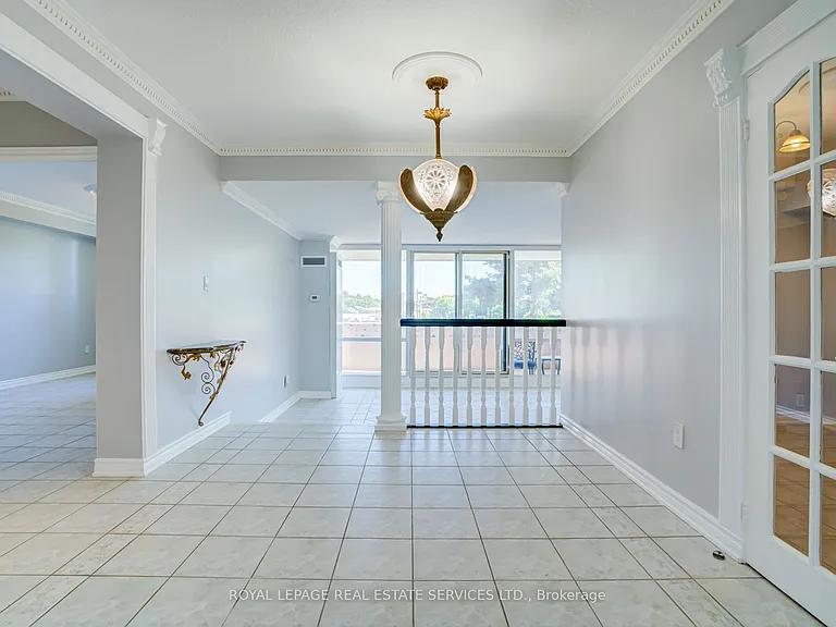 250 Scarlett Rd #206 — Photo 7