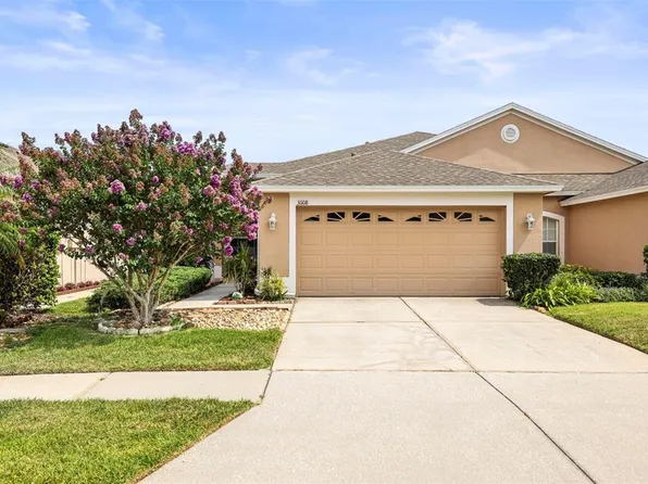 31108 Whitlock Dr, Zephyrhills, FL 33543