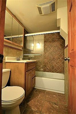 3rd image of 341 W 71st St #B