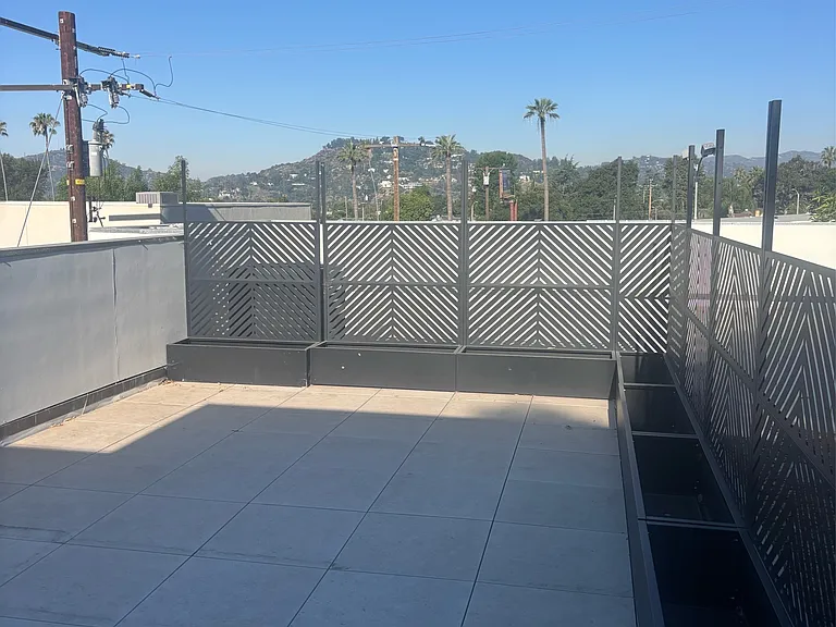 2317 Olive Ave — Photo 17