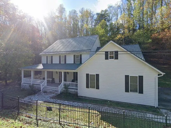 175 Woodlyn Dr, Weston, WV 26452