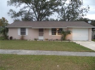 39301 8th Ave, Zephyrhills, FL 33542