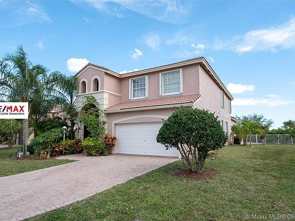 REMAX(28)