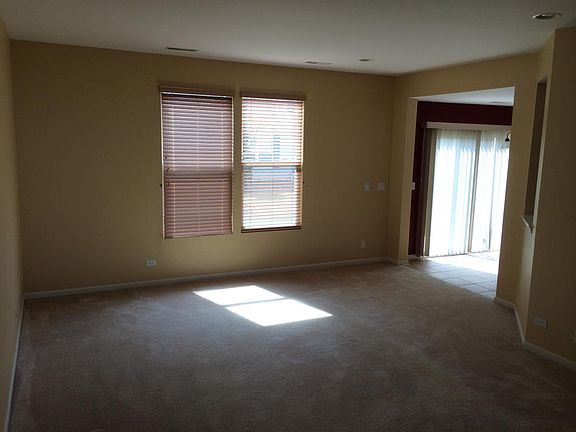 2nd image of 165 W Buckingham Dr