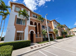 17650 NW 73rd Ave APT 104-18, Hialeah, FL 33015