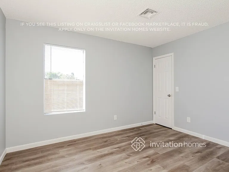 4501 N 106th Dr — Photo 7