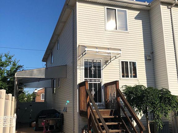 4th image of 123 Weed Ave