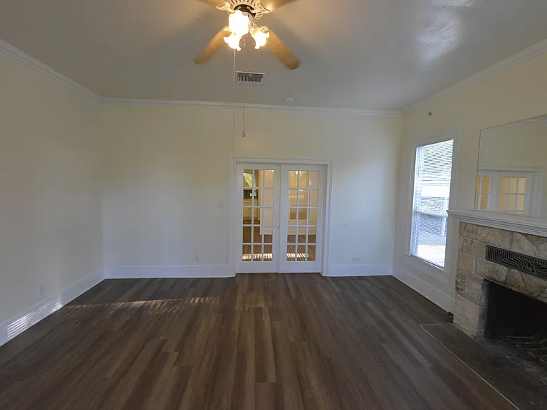 1598 State Highway 16 N — Photo 21