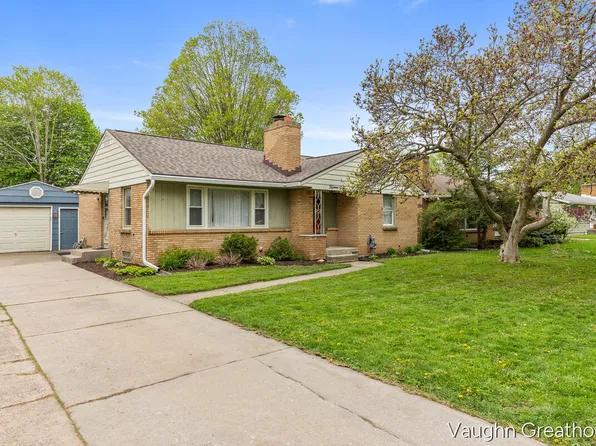 1501 Carlton Ave NE, Grand Rapids, MI 49505