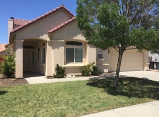 1594 Castle Way, Lemoore, CA 93245