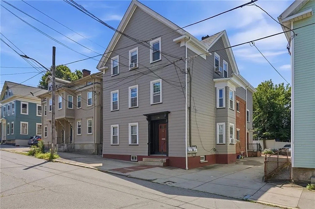 179 Transit Street Condominium Association — Photo 4