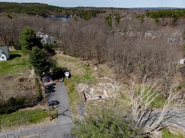 115 West St, Methuen, MA 01844