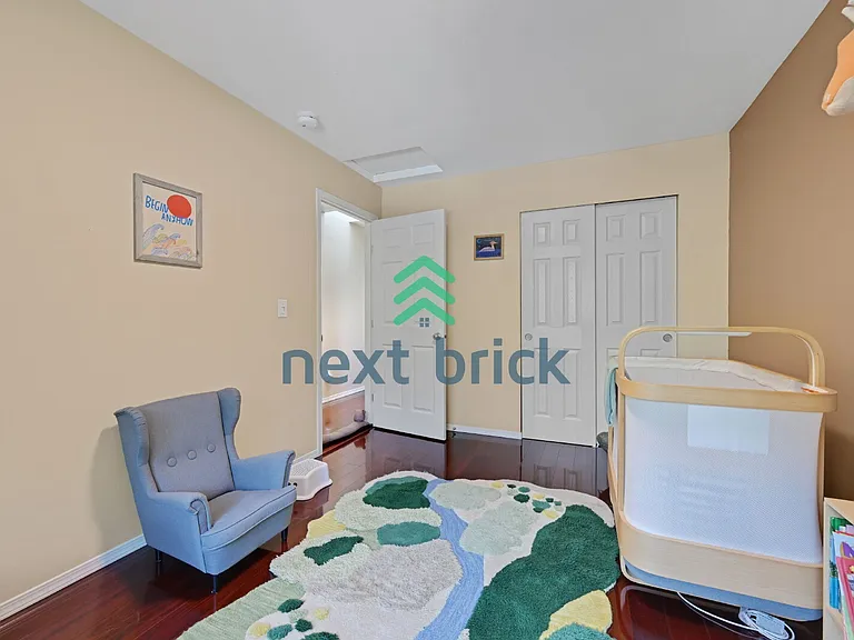 4084 Letitia Ave S — Photo 15