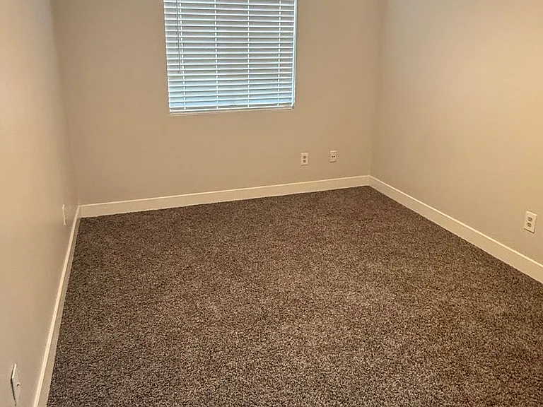 3210 Brookfield Loop — Photo 9