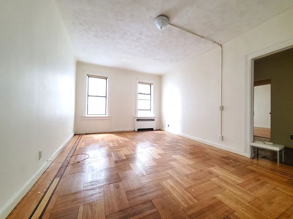218 Linden Blvd #4I