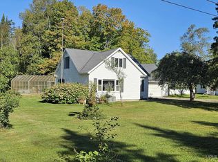 5602 W River Rd, Manistique, MI 49854