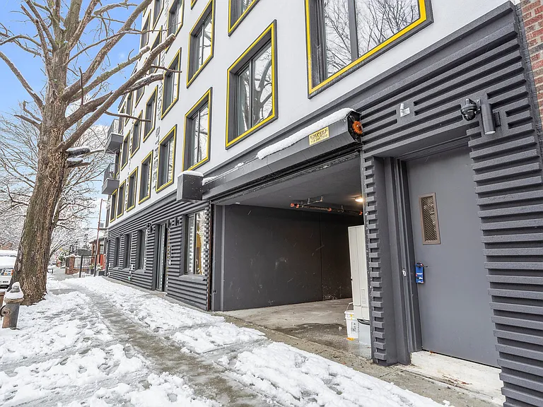 250 Winthrop St #3B — Photo 8