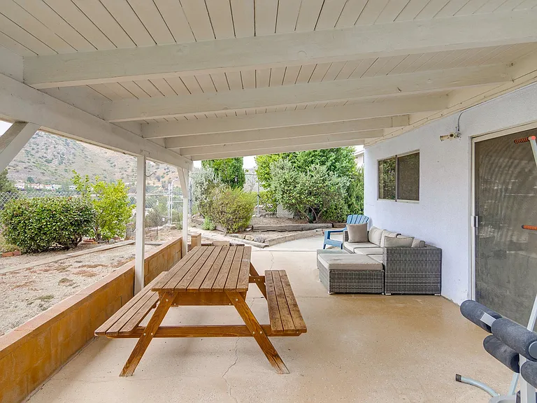 24308 Shrewsbury Cir — Photo 18