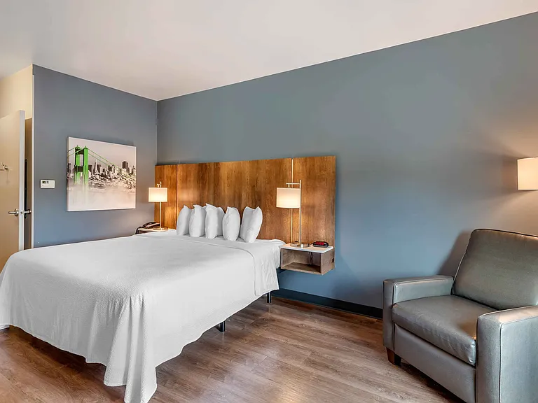 Studio Suite - 1 King Bed