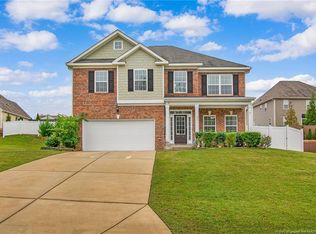 65 Salisbury Ln, Spring Lake, NC 28390