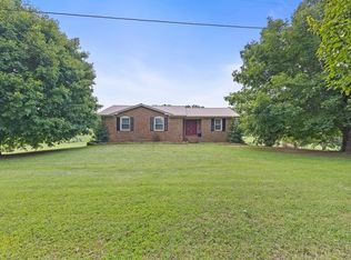 14585 Old Kentucky Rd, Walling, TN 38587
