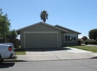 191 Gonzalez Dr, Hollister, CA 95023
