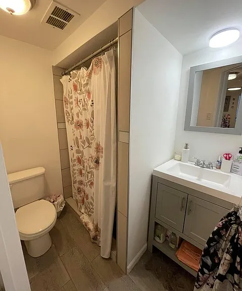 2623 N Hamlin Ave #G — Photo 12
