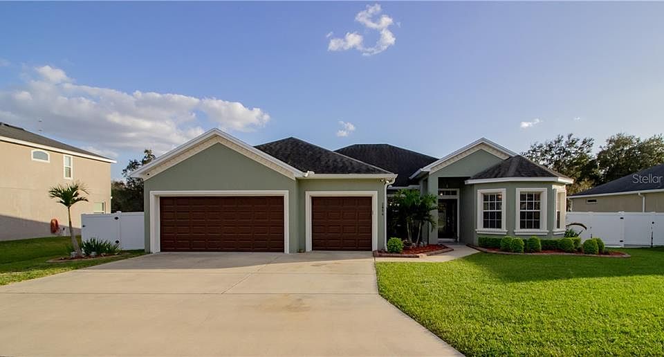 1st image of 2854 Blackwater Oaks Dr
