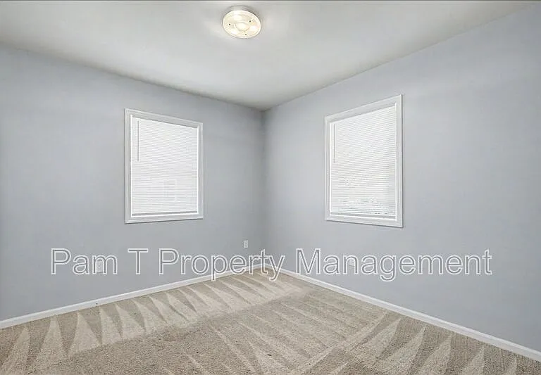 1202 E 37th St #A — Photo 14