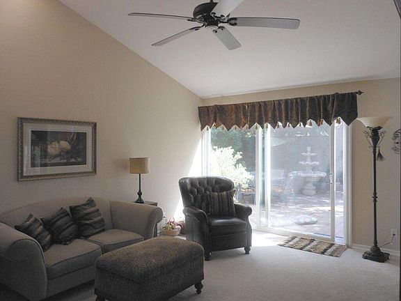 2nd image of 1425 Kelly Park Cir