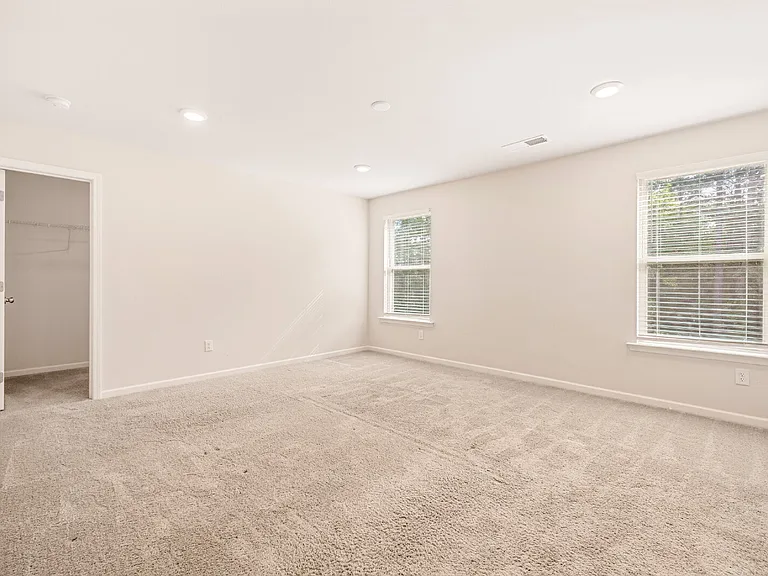 2216 Sussex Rd — Photo 14