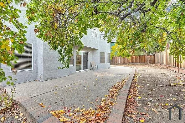 1585 Foxwood Dr — Photo 46