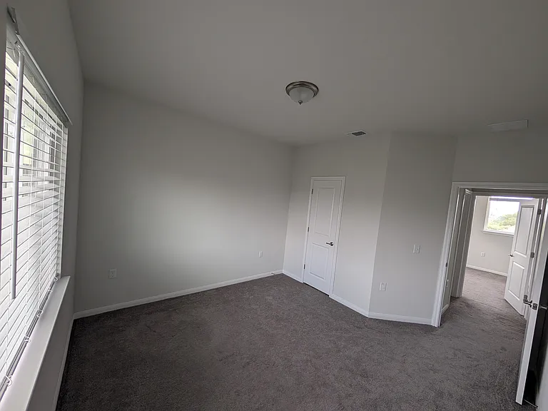 9908 Dalliance Ln — Photo 7