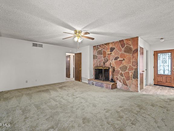 3rd image of 5011 E Avenue R12