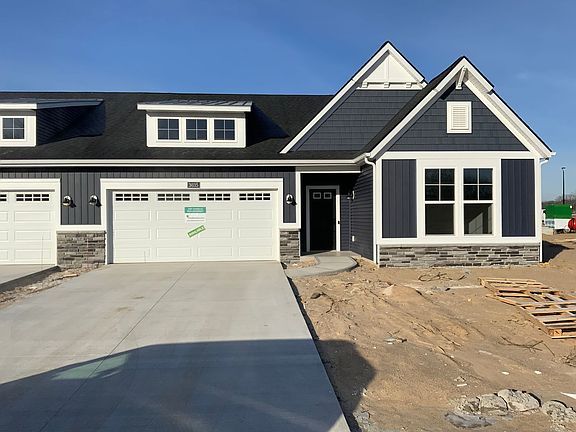 2nd image of 3035 Isle Water Dr