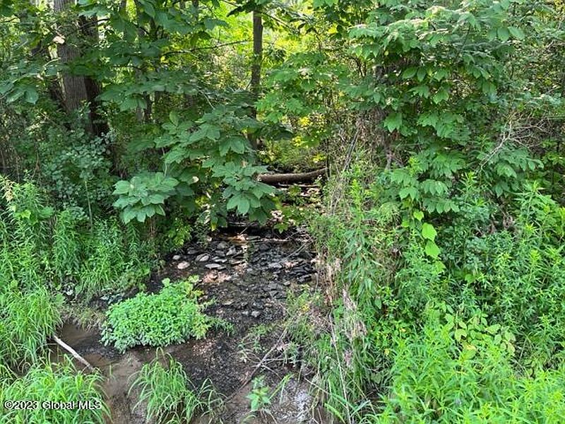 4th image of 160 Three Track Mountain Road
